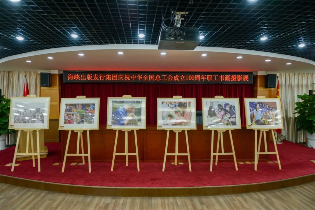https://img.xiumi.us/xmi/ua/2zOUL/i/11f42c46136d4251e13dda9140b8908a-sz_120463.jpg