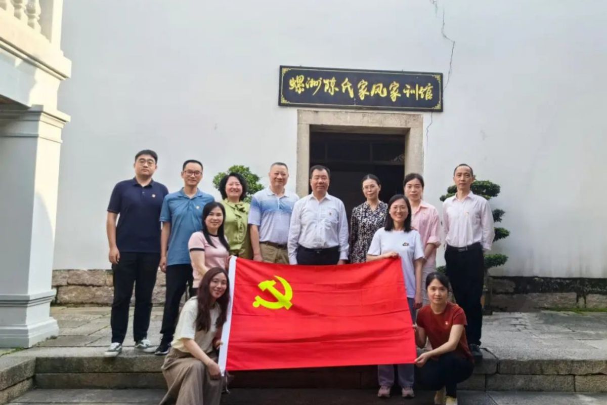 https://img.xiumi.us/xmi/ua/2zOUL/i/72e6ce0f6ff57e6c72001ba85d4e8fb8-sz_100934.jpg